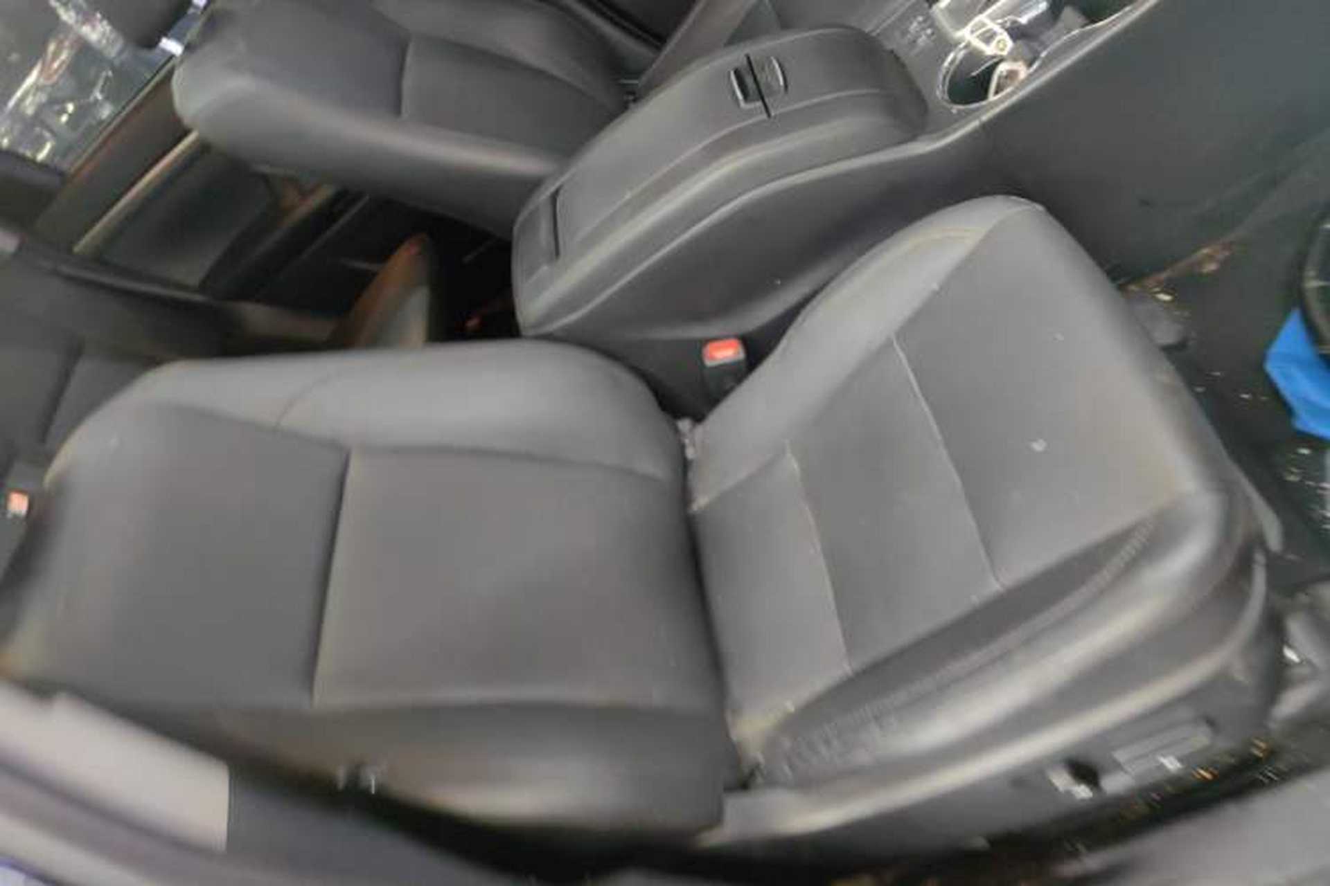 Used Toyota Highlander 2021 2.0T Four-Wheel Drive Prestige Version 7 Seats Right Front Seat