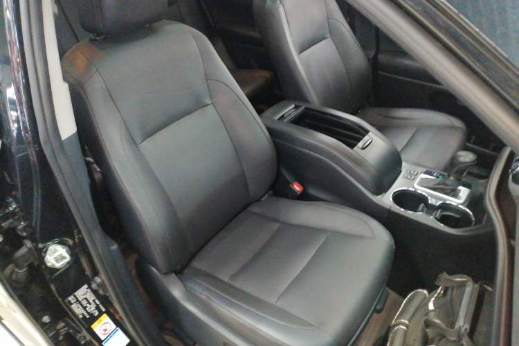 Used Toyota Highlander 2021 2.0T Four-Wheel Drive Prestige Version 7 Seats Right Front Seat