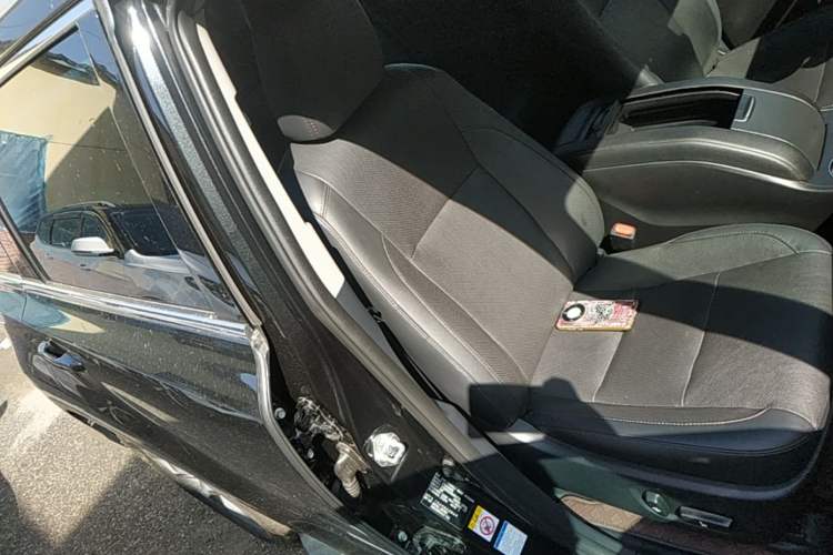 Used Toyota Highlander 2021 2.0T Four-Wheel Drive Prestige Version 7 Seats Right Front Seat