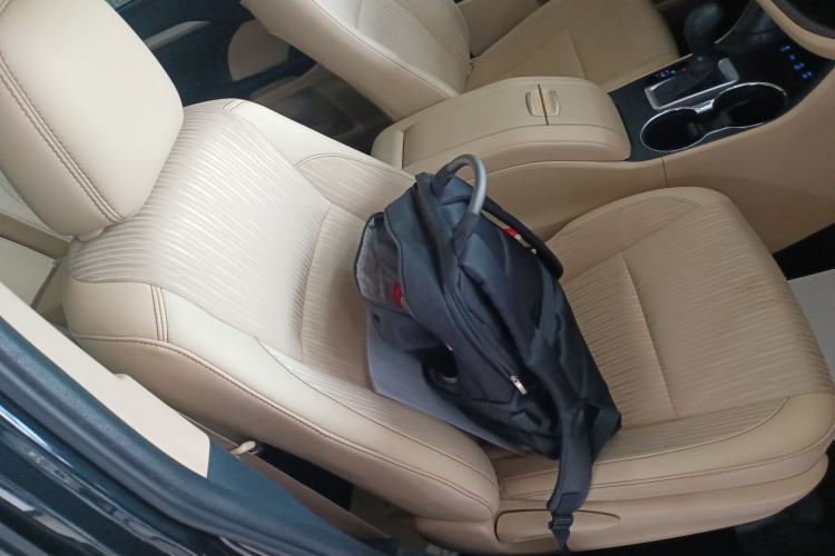 Used Toyota Highlander 2021 2.0T Four-Wheel Drive Elite Edition 7-Seater Right Front Seat
