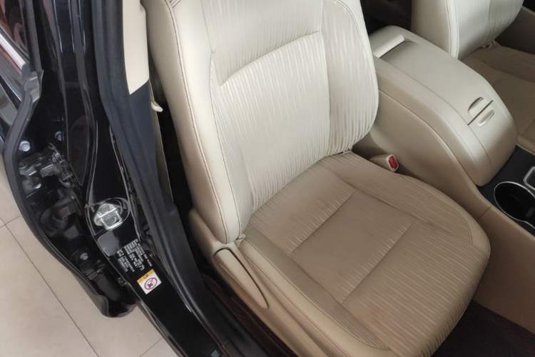 Used Toyota Highlander 2021 2.0T Two-Wheel Drive Elite Version 7-Seater Right Front Seat