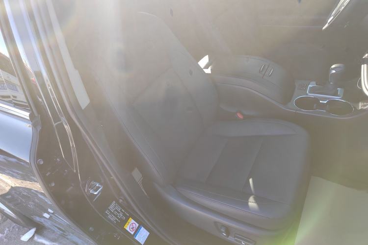 Used Toyota Highlander 2021 2.0T Four-Wheel Drive Luxury Edition 7 Seats Right Front Seat