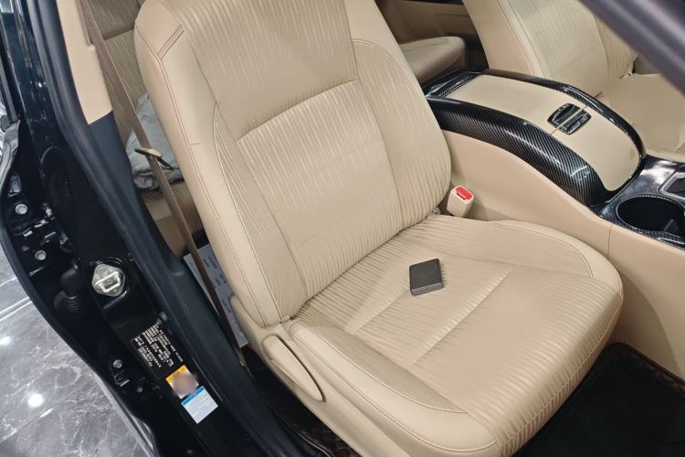 Used Toyota Highlander 2021 2.0T Four-Wheel Drive Elite Edition 7-Seater Right Front Seat