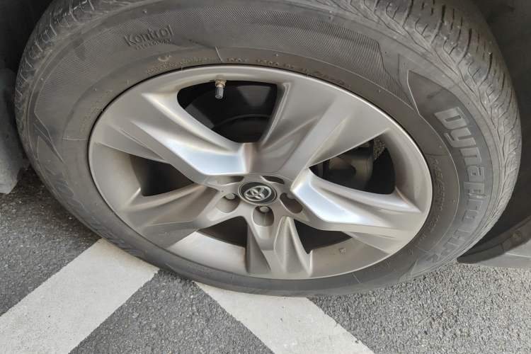 Used Toyota Highlander 2021 2.0T Four-Wheel Drive Luxury Edition 7 Seats Right Front Wheel Hub