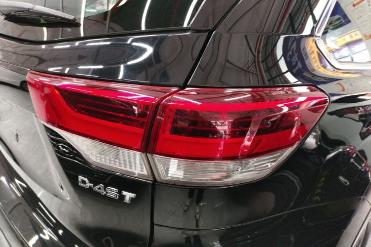 Used Toyota Highlander 2021 2.0T Two-Wheel Drive Elite Version 7-Seater Right Rear Taillight