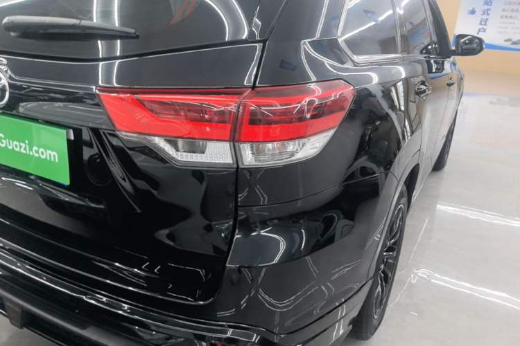 Used Toyota Highlander 2021 2.0T Four-Wheel Drive Luxury Edition 7 Seats Right Rear Taillight