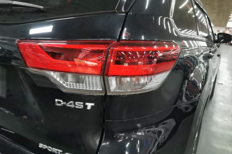 Used Toyota Highlander 2021 2.0T Four-Wheel Drive Luxury Edition 7 Seats Right Rear Taillight