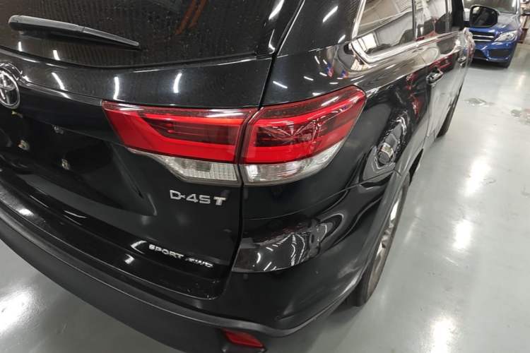Used Toyota Highlander 2021 2.0T Four-Wheel Drive Luxury Edition 7 Seats Right Rear Taillight