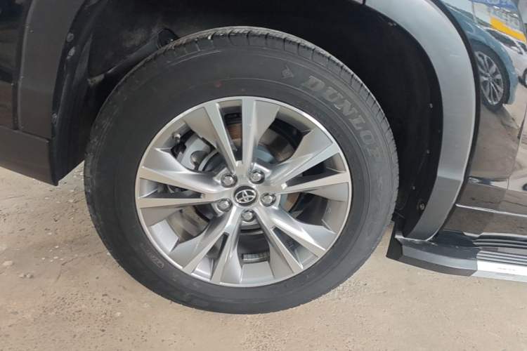 Used Toyota Highlander 2021 2.0T Two-Wheel Drive Elite Edition 5 Seats Right Rear Wheel Hub