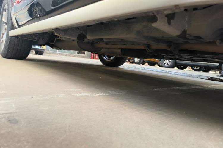 Used Toyota Highlander 2021 2.0T Four-Wheel Drive Prestige Version 7 Seats Right Side Sill