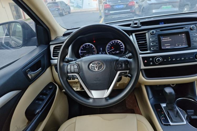 Used Toyota Highlander 2021 2.0T Four-Wheel Drive Elite Edition 7-Seater Steering Wheel