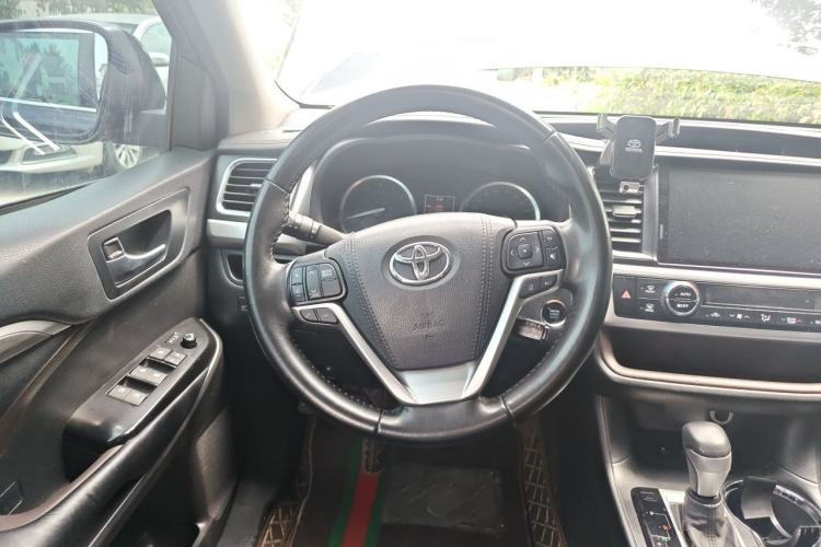 Used Toyota Highlander 2021 2.0T Four-Wheel Drive Prestige Version 7 Seats Steering Wheel
