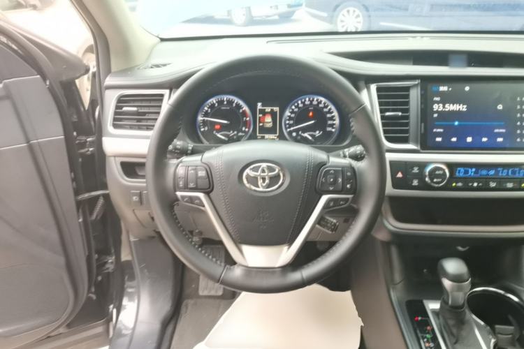 Used Toyota Highlander 2021 2.0T Four-Wheel Drive Luxury Edition 7 Seats Steering Wheel