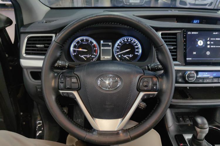 Used Toyota Highlander 2021 2.0T Four-Wheel Drive Prestige Version 7 Seats Steering Wheel
