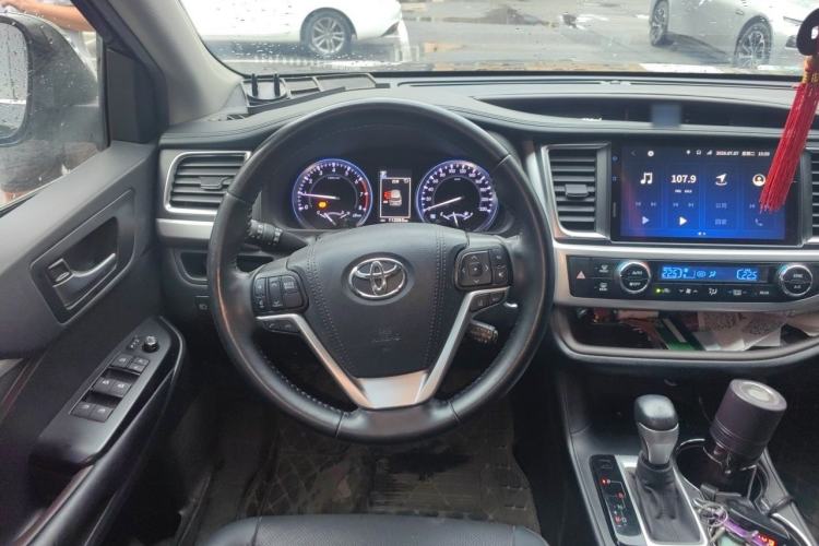 Used Toyota Highlander 2021 2.0T Four-Wheel Drive Luxury Edition 7 Seats Steering Wheel