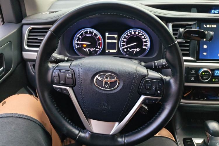 Used Toyota Highlander 2021 2.0T Four-Wheel Drive Luxury Edition 7 Seats Steering Wheel