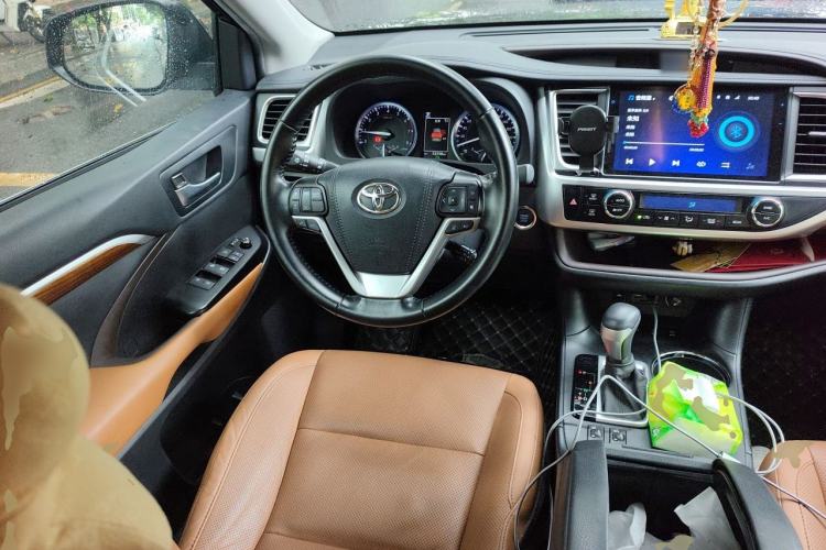 Used Toyota Highlander 2021 2.0T Four-Wheel Drive Knight Edition 7 Seats Steering Wheel