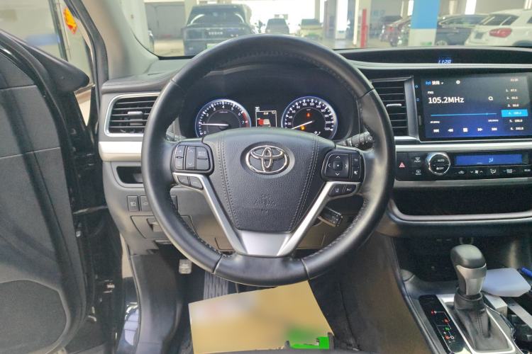 Used Toyota Highlander 2021 2.0T Four-Wheel Drive Prestige Version 7 Seats Steering Wheel