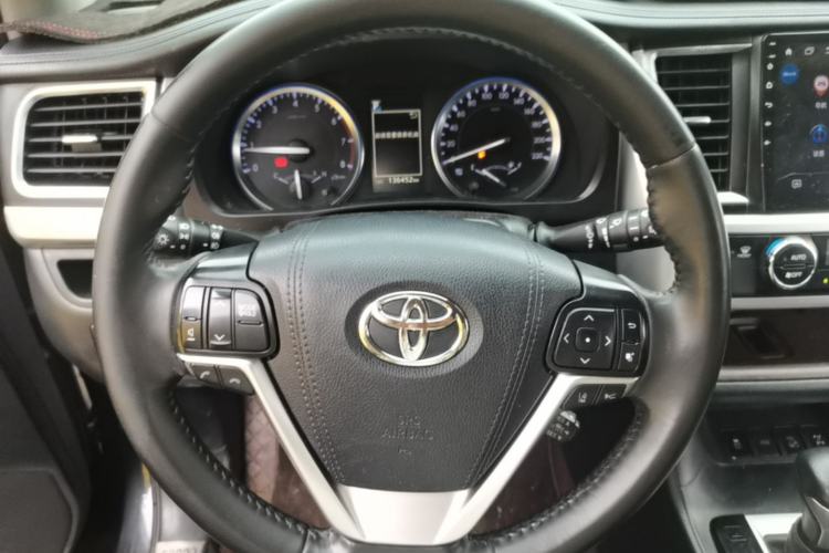 Used Toyota Highlander 2021 2.0T Four-Wheel Drive Luxury Edition 7 Seats Steering Wheel