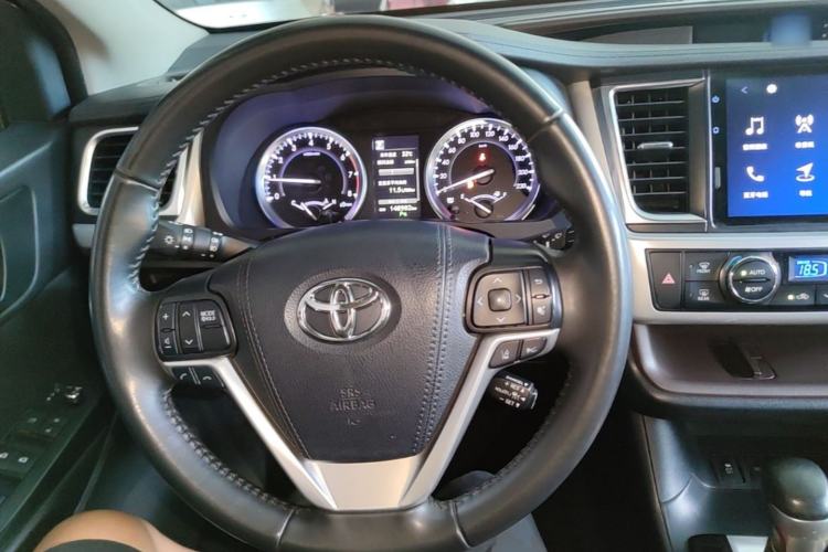 Used Toyota Highlander 2021 2.0T Four-Wheel Drive Luxury Edition 7 Seats Steering Wheel