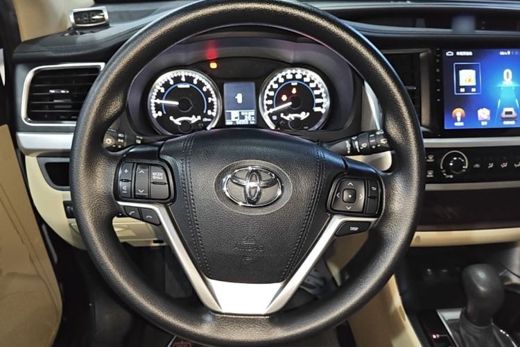 Used Toyota Highlander 2021 2.0T Four-Wheel Drive Elite Edition 7-Seater Steering Wheel