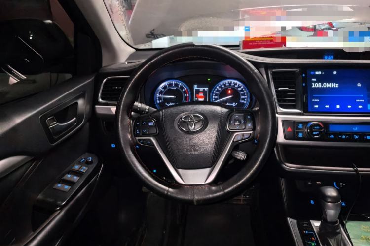 Used Toyota Highlander 2021 2.0T Four-Wheel Drive Luxury Edition 7 Seats Steering Wheel