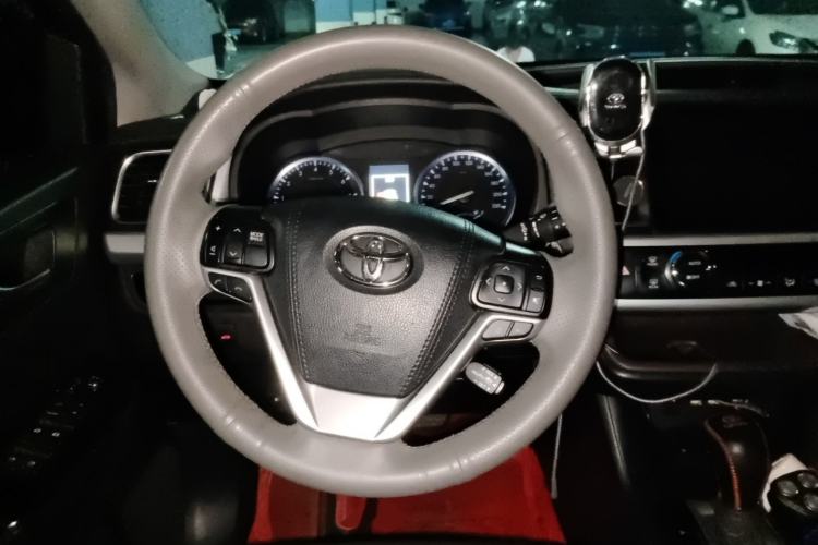 Used Toyota Highlander 2021 2.0T Four-Wheel Drive Luxury Edition 7 Seats Steering Wheel
