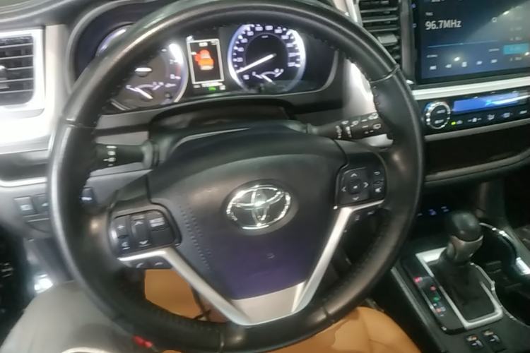 Used Toyota Highlander 2021 2.0T Four-Wheel Drive Knight Edition 7 Seats Steering Wheel