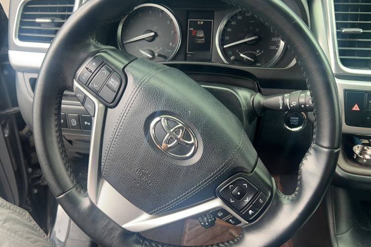 Used Toyota Highlander 2021 2.0T Four-Wheel Drive Luxury Edition 7 Seats Steering Wheel