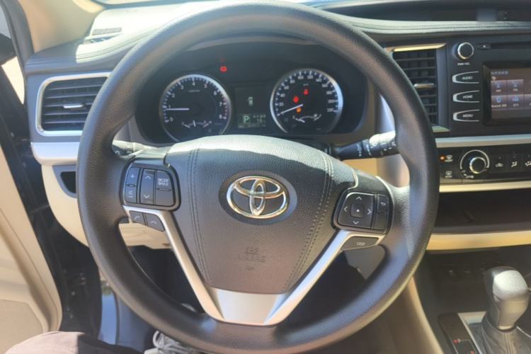 Used Toyota Highlander 2021 2.0T Four-Wheel Drive Elite Edition 7-Seater Steering Wheel