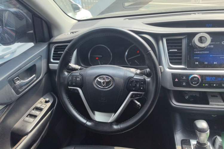 Used Toyota Highlander 2021 2.0T Four-Wheel Drive Luxury Edition 7 Seats Steering Wheel
