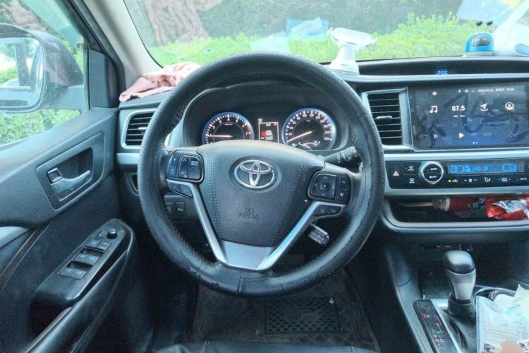 Used Toyota Highlander 2021 2.0T Four-Wheel Drive Luxury Edition 7 Seats Steering Wheel