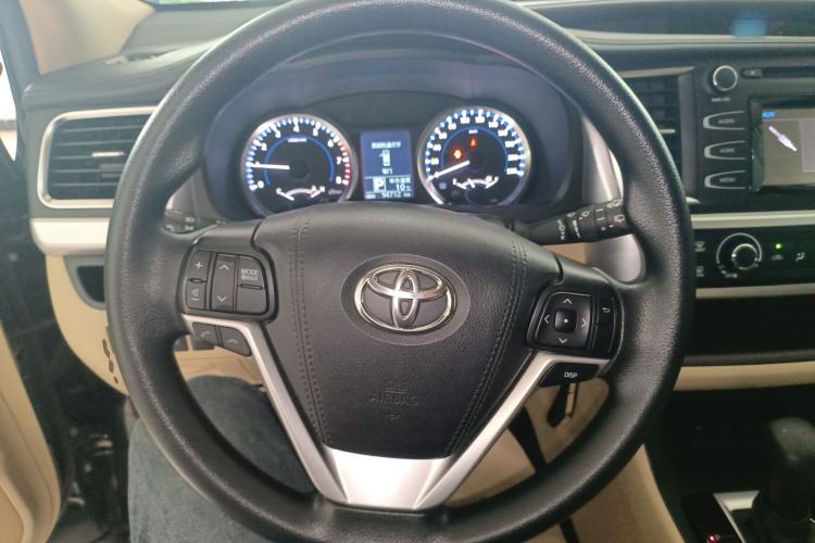 Used Toyota Highlander 2021 2.0T Four-Wheel Drive Elite Edition 7-Seater Steering Wheel