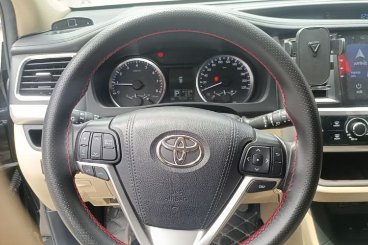 Used Toyota Highlander 2021 2.0T Two-Wheel Drive Elite Edition 5 Seats Steering Wheel