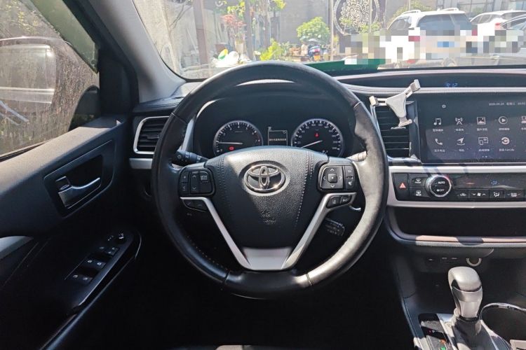 Used Toyota Highlander 2021 2.0T Four-Wheel Drive Luxury Edition 7 Seats Steering Wheel