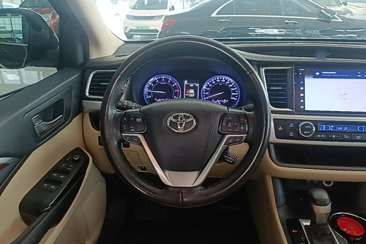 Used Toyota Highlander 2021 2.0T Four-Wheel Drive Prestige Version 7 Seats Steering Wheel