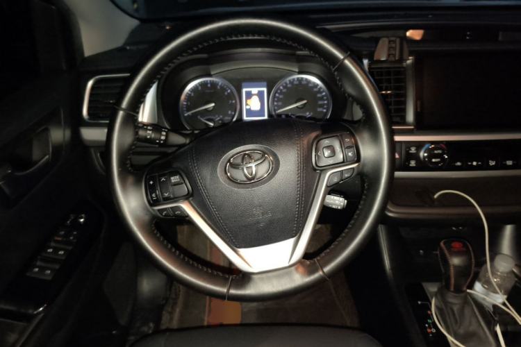 Used Toyota Highlander 2021 2.0T Four-Wheel Drive Luxury Edition 7 Seats Steering Wheel