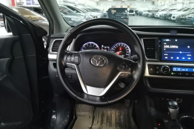 Used Toyota Highlander 2021 2.0T Four-Wheel Drive Luxury Edition 7 Seats Steering Wheel