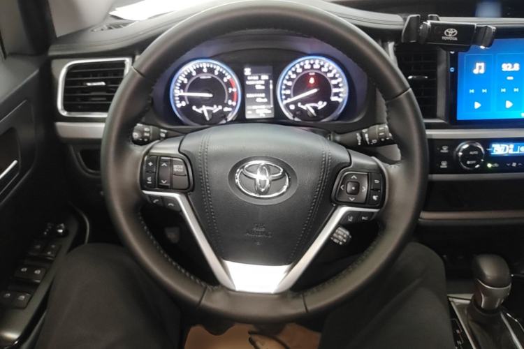 Used Toyota Highlander 2021 2.0T Four-Wheel Drive Luxury Edition 7 Seats Steering Wheel