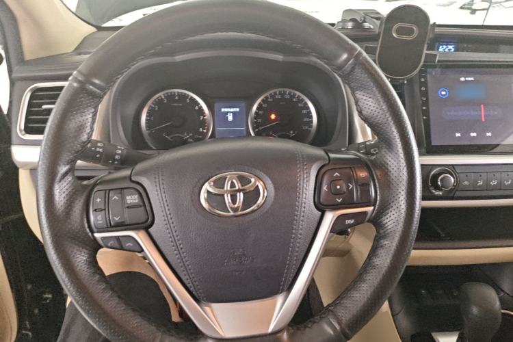Used Toyota Highlander 2021 2.0T Four-Wheel Drive Elite Edition 7-Seater Steering Wheel