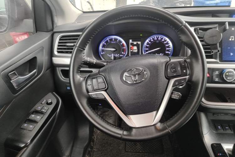 Used Toyota Highlander 2021 2.0T Four-Wheel Drive Knight Edition 7 Seats Steering Wheel
