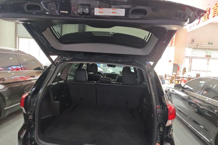 Used Toyota Highlander 2021 2.0T Four-Wheel Drive Prestige Version 7 Seats Trunk
