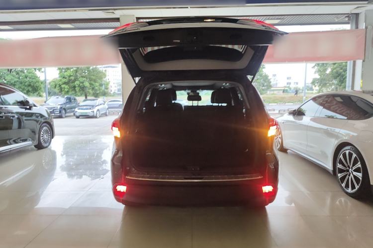 Used Toyota Highlander 2021 2.0T Two-Wheel Drive Luxury Edition 7 Seats Trunk