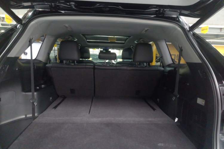 Used Toyota Highlander 2021 2.0T Four-Wheel Drive Prestige Version 7 Seats Trunk