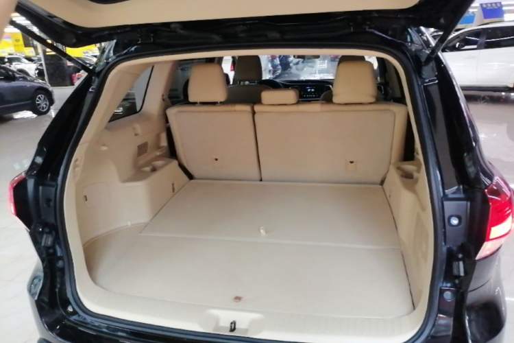 Used Toyota Highlander 2021 2.0T Two-Wheel Drive Elite Edition 5 Seats Trunk