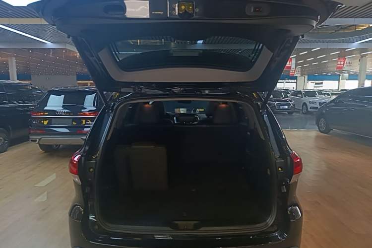 Used Toyota Highlander 2021 2.0T Four-Wheel Drive Luxury Edition 7 Seats Trunk