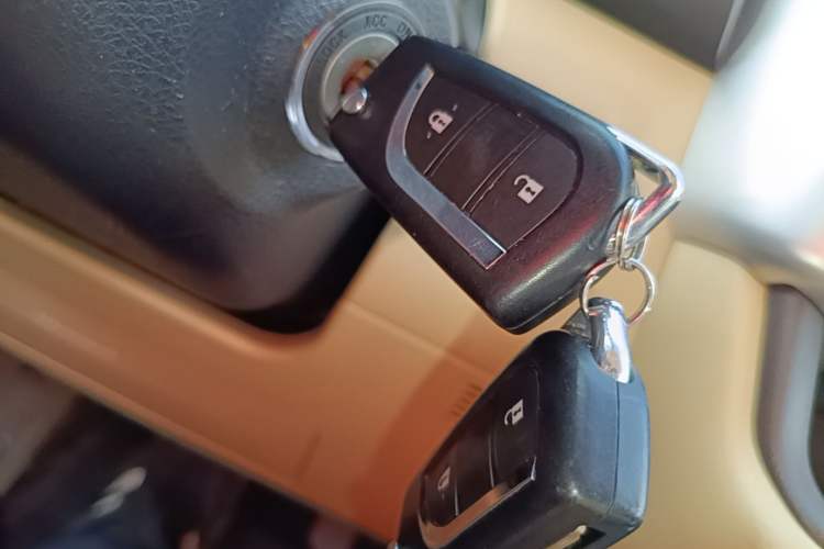 Used Toyota Highlander 2021 2.0T Four-Wheel Drive Elite Edition 7-Seater Vehicle Key