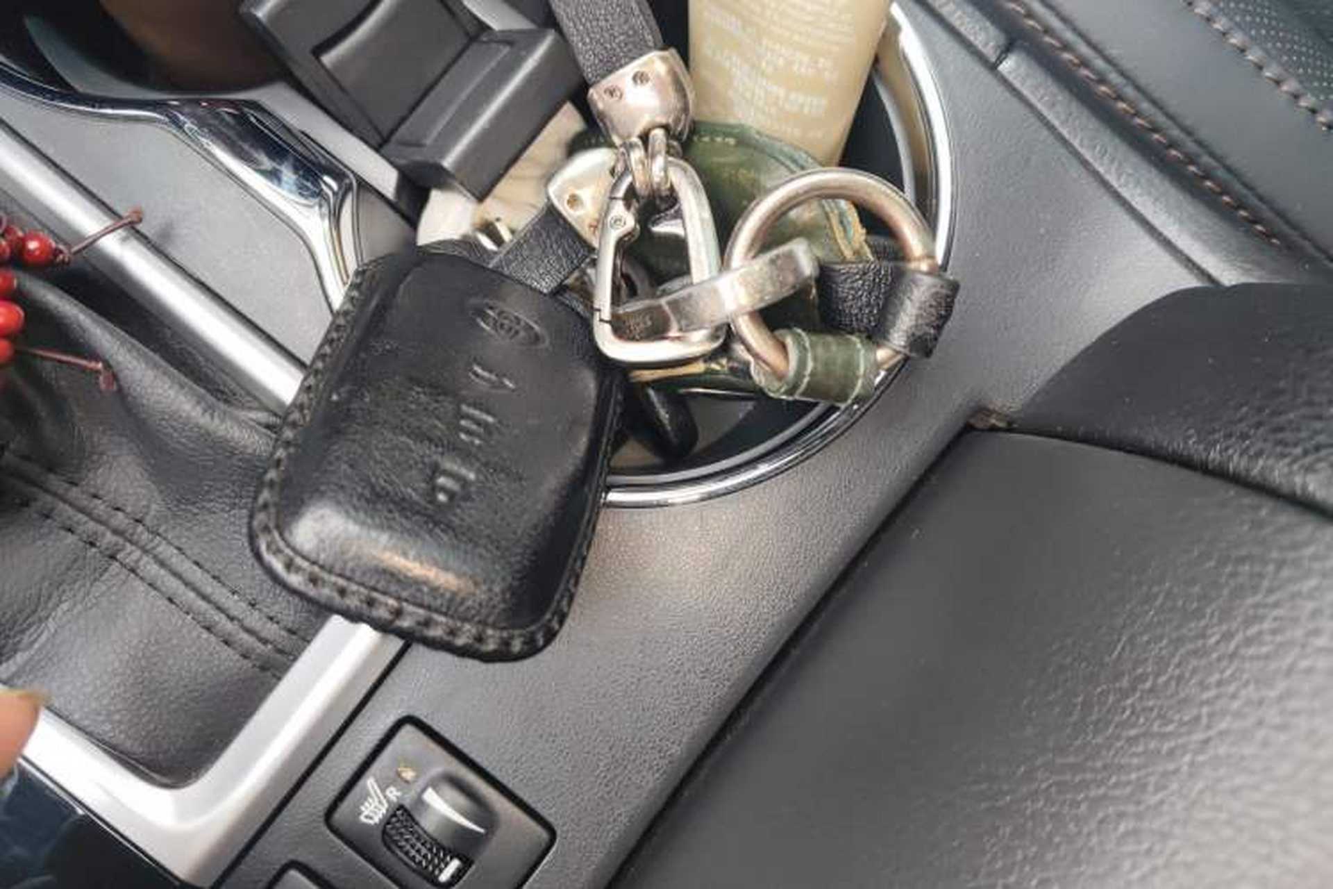 Used Toyota Highlander 2021 2.0T Four-Wheel Drive Prestige Version 7 Seats Vehicle Key