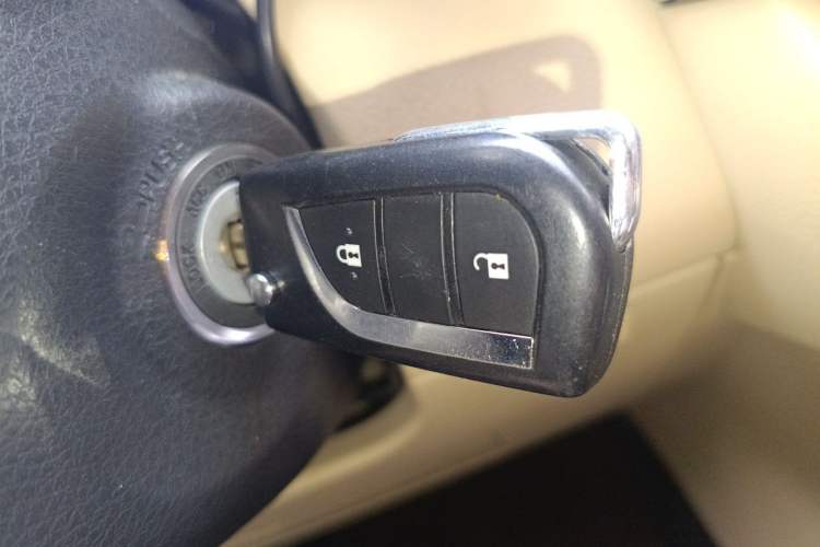 Used Toyota Highlander 2021 2.0T Four-Wheel Drive Elite Edition 7-Seater Vehicle Key