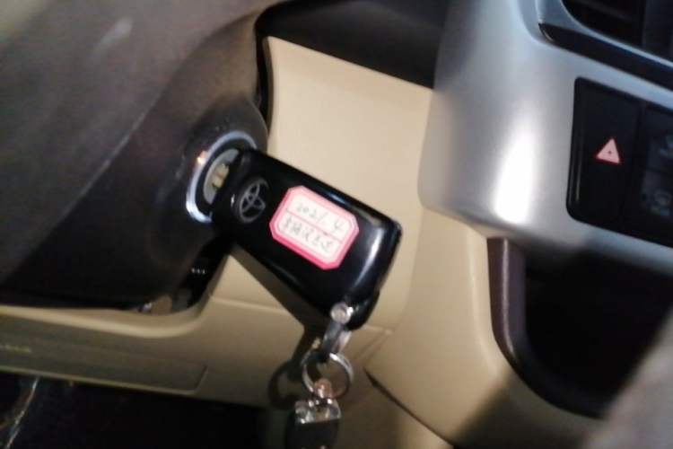Used Toyota Highlander 2021 2.0T Two-Wheel Drive Elite Edition 5 Seats Vehicle Key